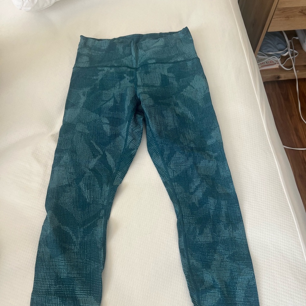 Lululemon blue leggings sz8